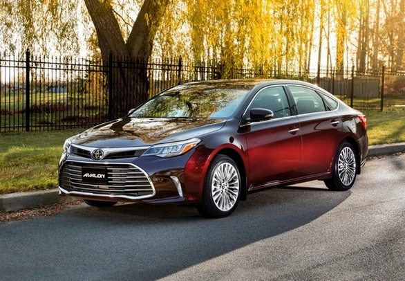 TOYOTA AVALON 2016 PROBLEMAS