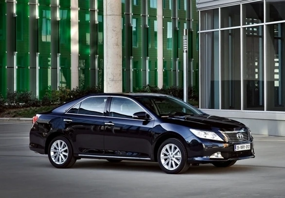 TOYOTA CAMRY 2013 PROBLEMAS