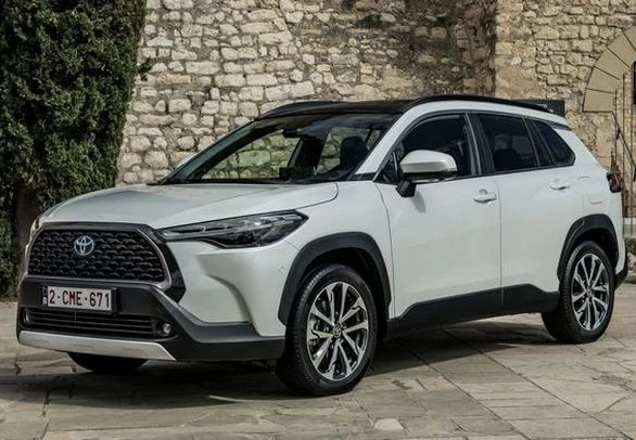 TOYOTA COROLLA CROSS HYBRID PROBLEMAS