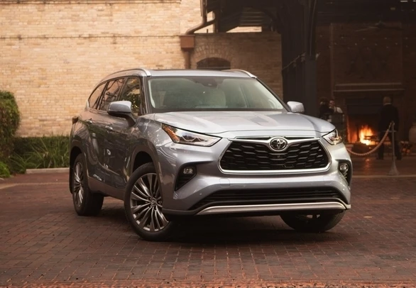 TOYOTA HIGHLANDER 2019 PROBLEMAS