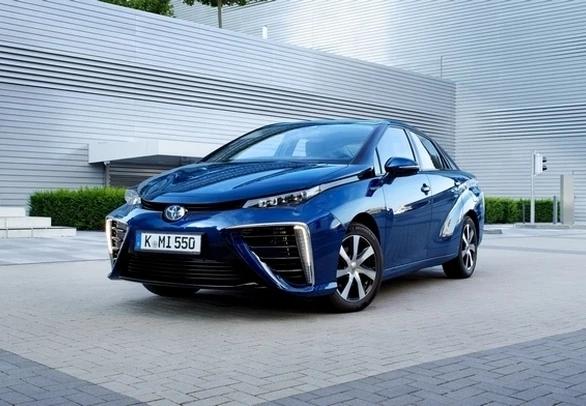 TOYOTA MIRAI 2019 PROBLEMAS