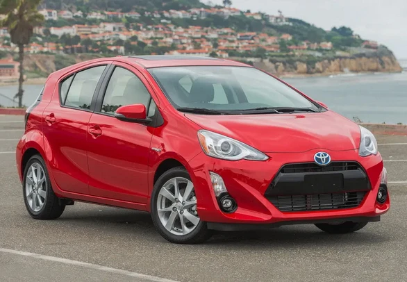 TOYOTA PRIUS C 2016 PROBLEMAS