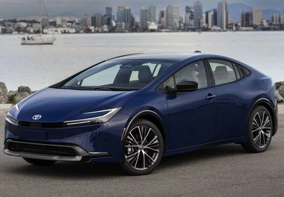 TOYOTA PRIUS 2023 PROBLEMAS