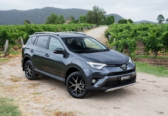 TOYOTA RAV4 2017 PROBLEMAS