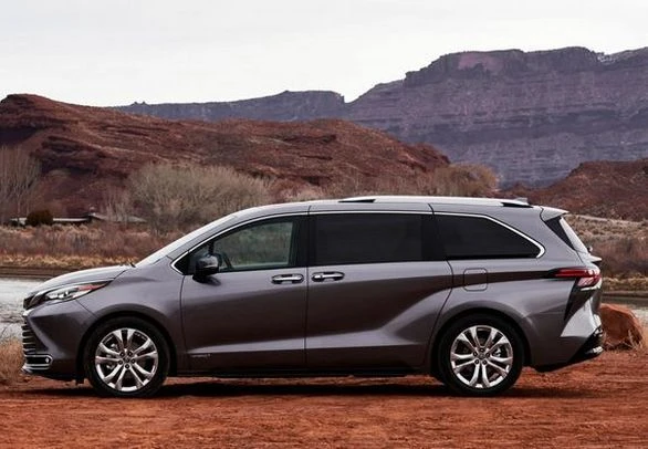 TOYOTA SIENNA HYBRID PROBLEMAS