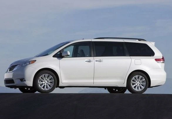 TOYOTA SIENNA 2014 PROBLEMAS